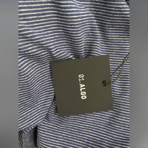 NEW 01.ALGO MENS V NECK TEE SHIRT SIZE: - Picture 3 of 5